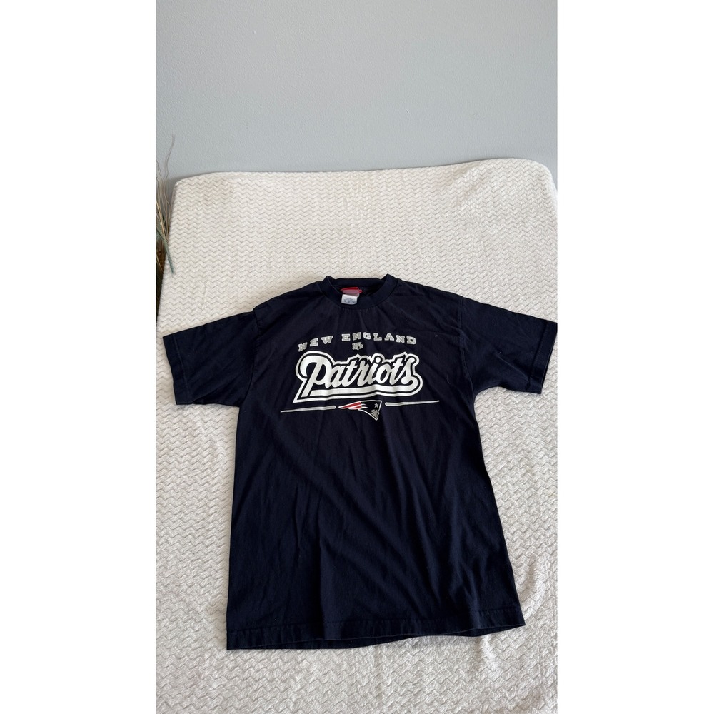 NFL Team Apparel New England Patriots Navy Blue Graphic T-Shirt Womens Medium
